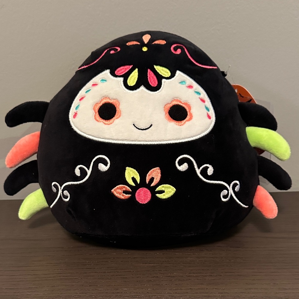 Squishmallows Gjemail the Spider (Day of the Dead) - Picture 1 of 10
